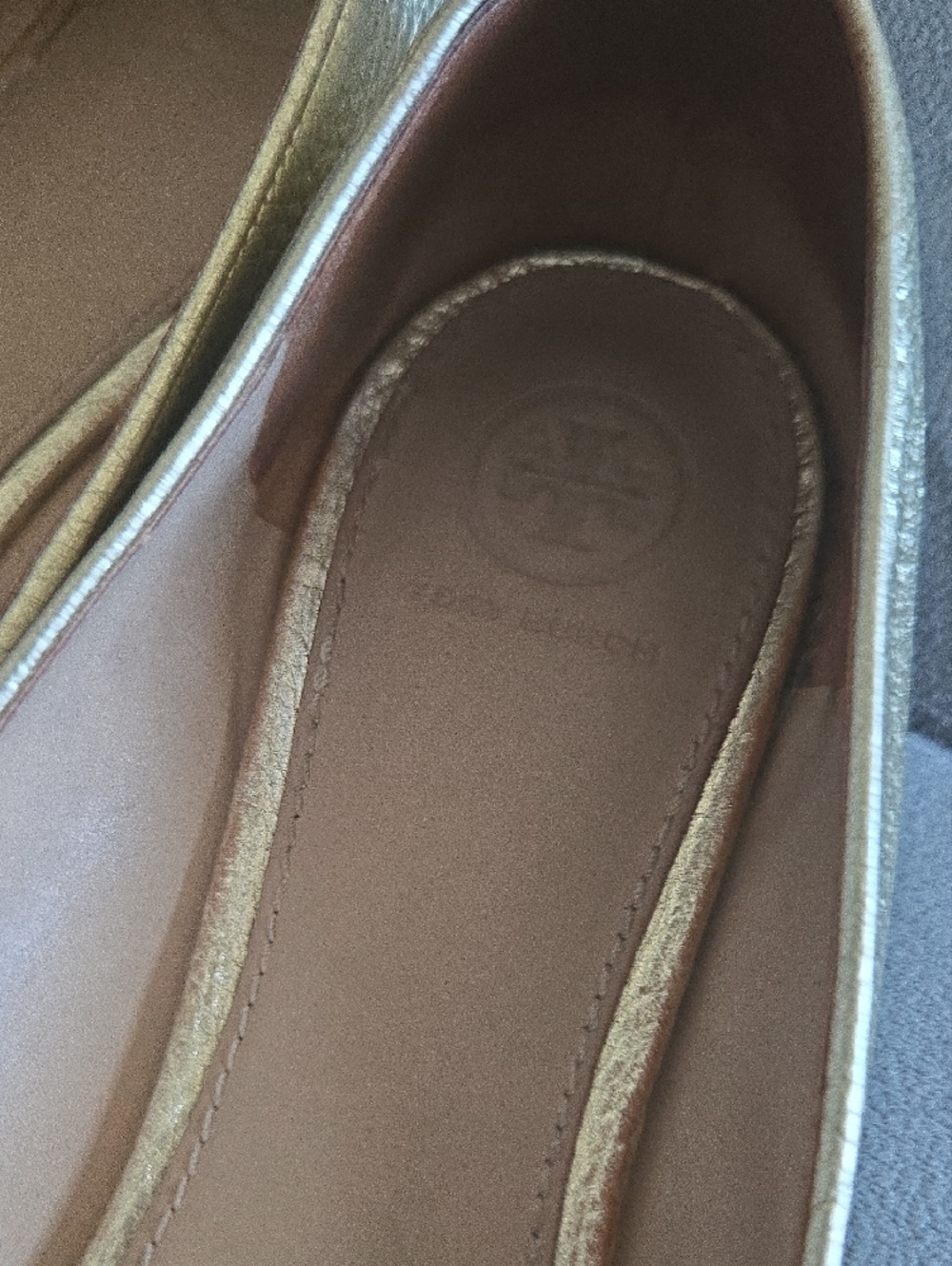 Tory Burch Metallic Gold Leather Ballet Flats with Logo Medallion - Picture 3 of 8